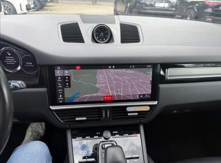 Porsche - Cayenne
