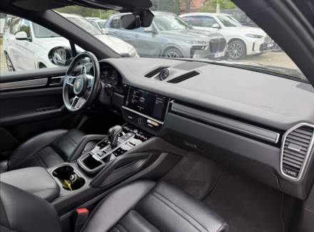 Porsche - Cayenne