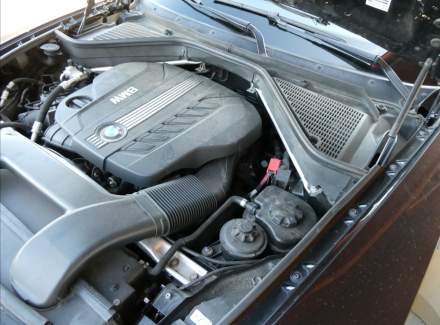 BMW - X6