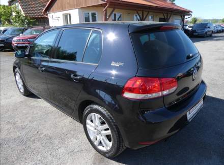 Volkswagen - Golf