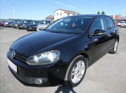 Volkswagen - Golf