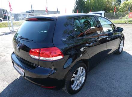 Volkswagen - Golf