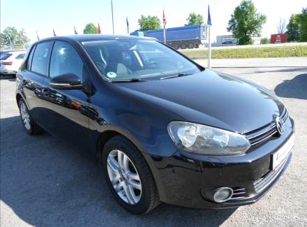 Volkswagen - Golf