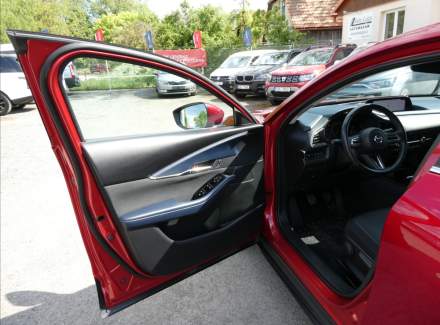 Mazda - CX-30