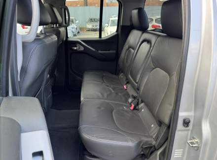 Nissan - Navara