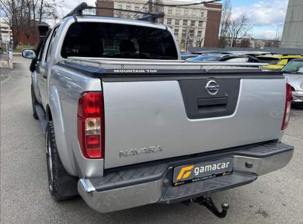Nissan - Navara