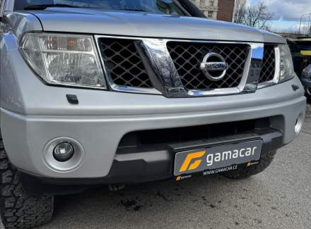 Nissan - Navara