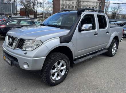 Nissan - Navara