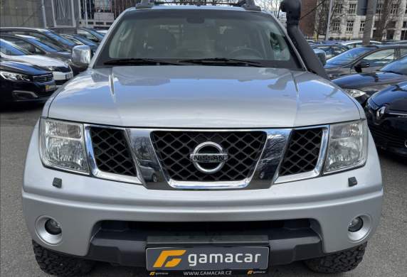 Nissan - Navara