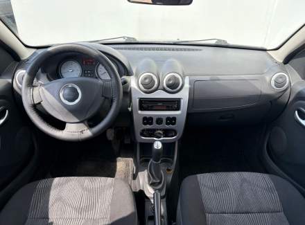 Dacia - Sandero
