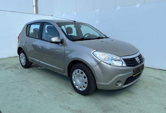 Dacia - Sandero
