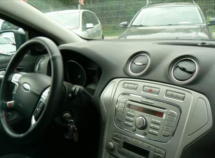 Ford - Mondeo