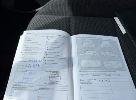 Volkswagen - Touran