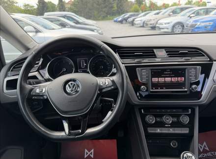 Volkswagen - Touran