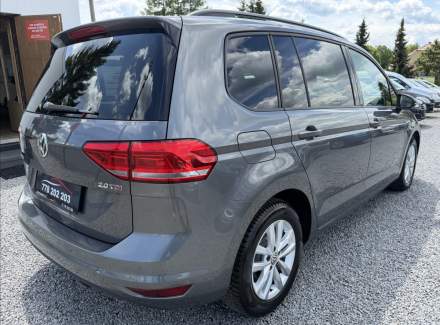 Volkswagen - Touran