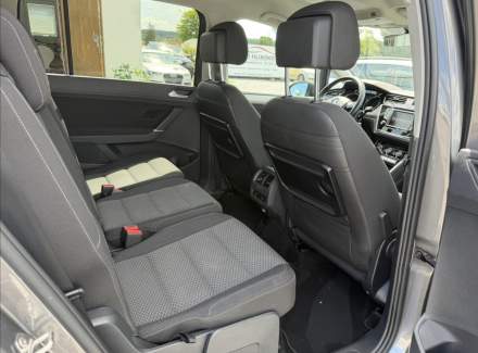 Volkswagen - Touran