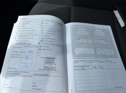 Volkswagen - Touran