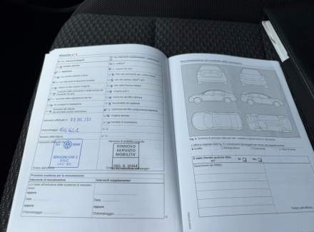 Volkswagen - Touran