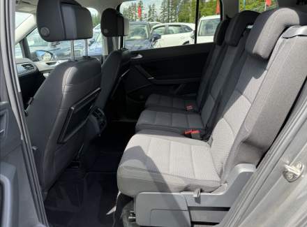 Volkswagen - Touran