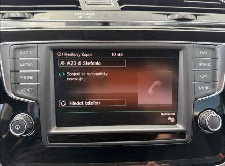Volkswagen - Touran