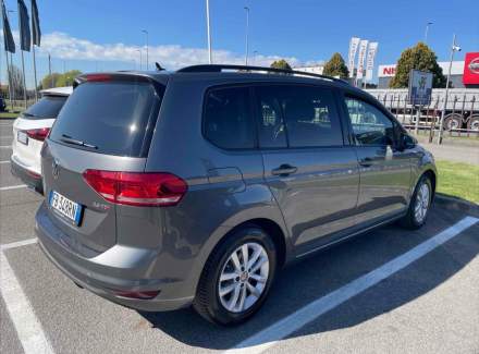 Volkswagen - Touran