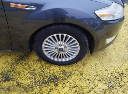 Ford - Mondeo