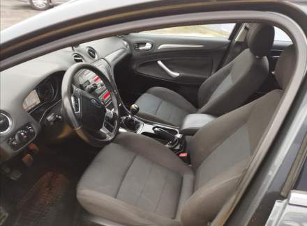 Ford - Mondeo