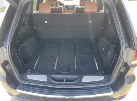 Jeep - Grand Cherokee