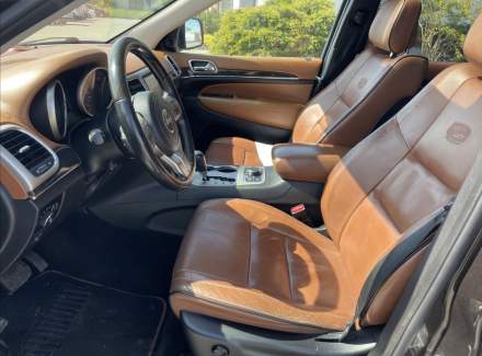 Jeep - Grand Cherokee