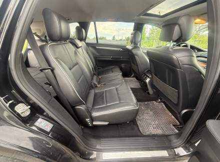 Mercedes-Benz - R-class
