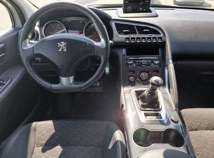 Peugeot - 3008