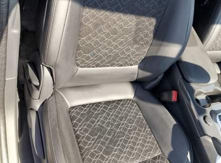 Peugeot - 3008
