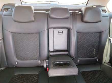 Peugeot - 3008