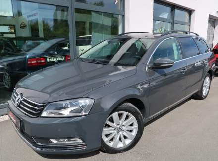 Volkswagen - Passat