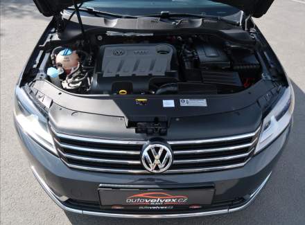 Volkswagen - Passat