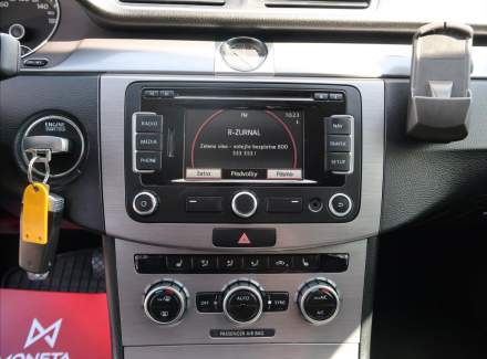 Volkswagen - Passat