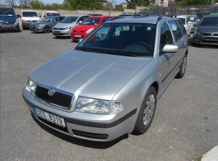 Škoda - Octavia