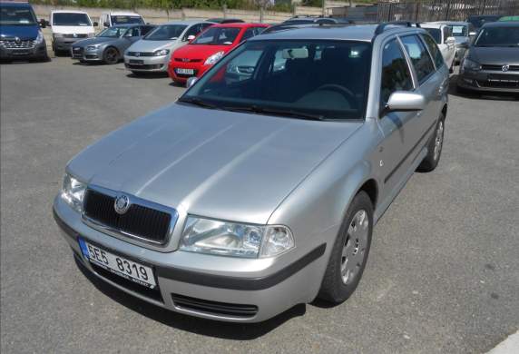 Škoda - Octavia