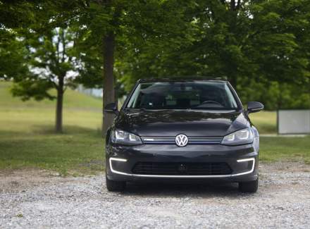 Volkswagen - Golf