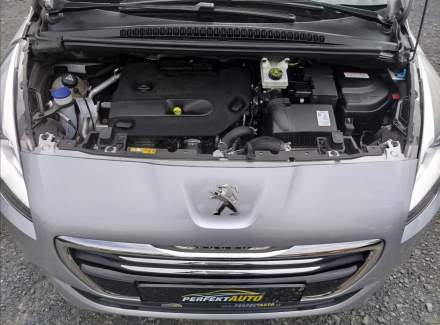 Peugeot - 5008