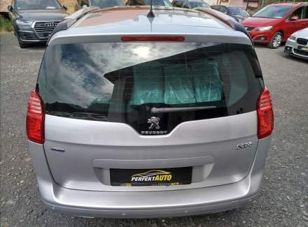 Peugeot - 5008