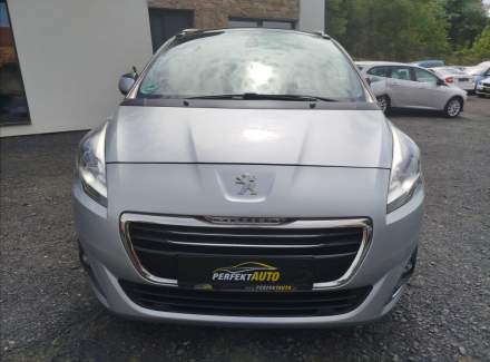 Peugeot - 5008