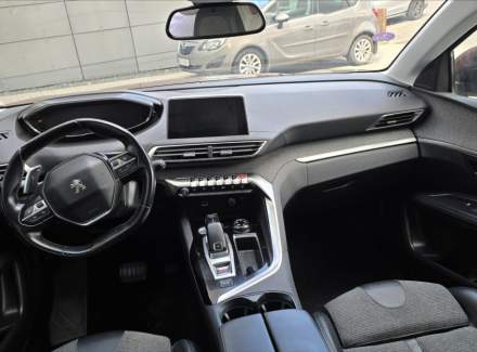 Peugeot - 3008