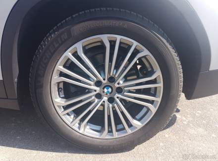 BMW - X3