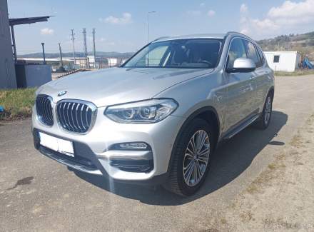 BMW - X3