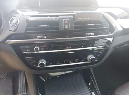 BMW - X3