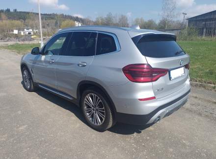 BMW - X3