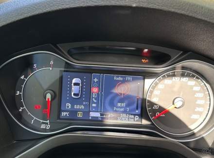 Ford - S-MAX