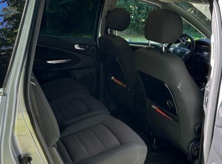 Ford - S-MAX
