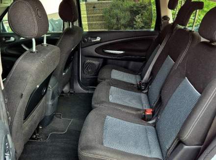 Ford - S-MAX